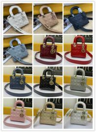 Picture of Dior Lady Handbags _SKUfw141274957fw
